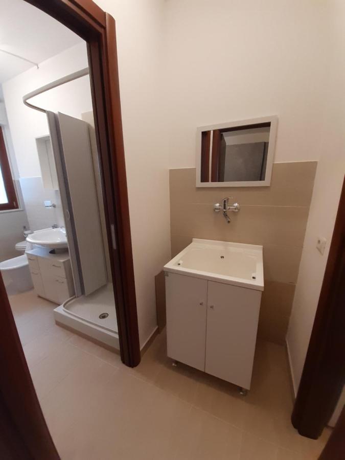 Casa Vacanze Da Lory Porto Torres Esterno foto